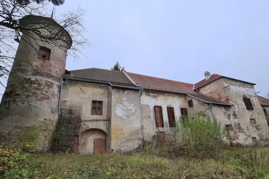 Zámek Ptení, Czech Republic (Czechia)